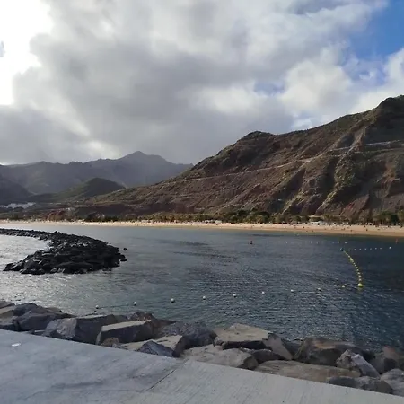 La Laguna Tur * La Laguna (Tenerife)