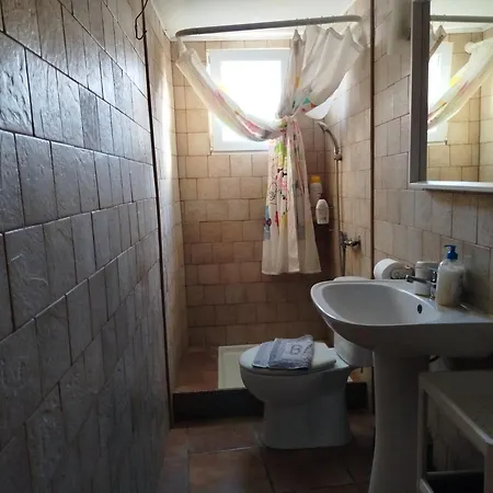 Guest house La Laguna Tur *